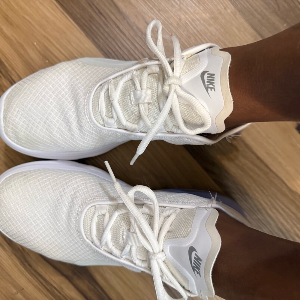 Nike Cream Athletic Shoes